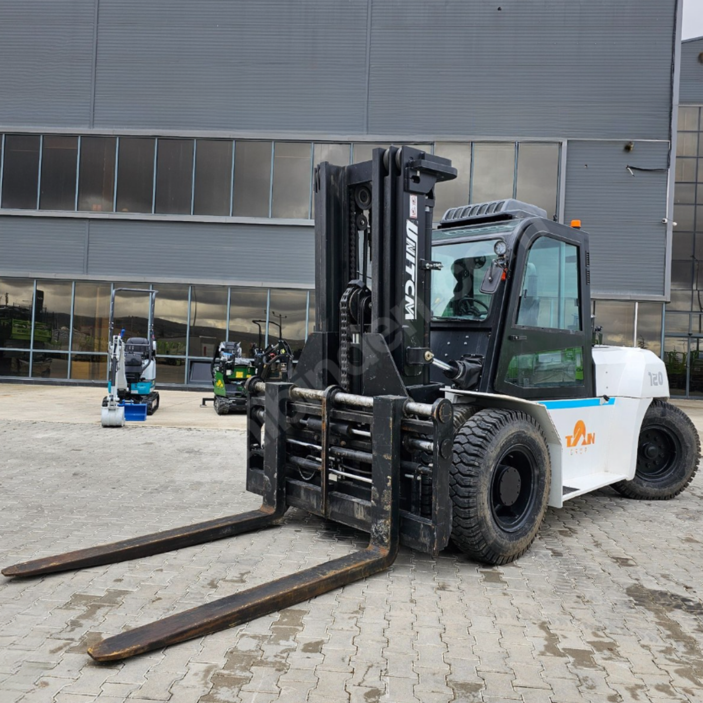 2 Ton ile 12 Ton Arası Dizel ve Elektrikli Kiralık Forkliftler